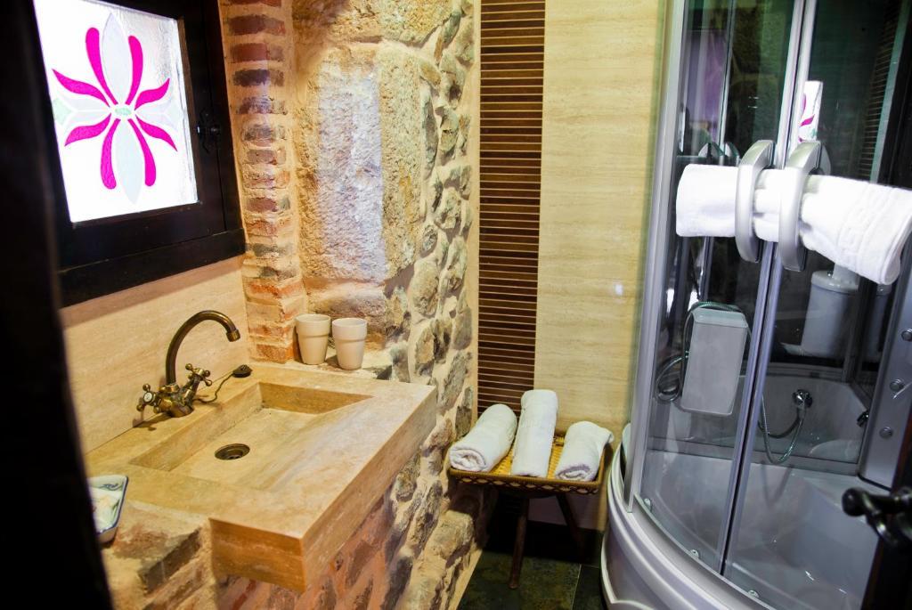 Posada Real La Montanesa Corrales De Buelna Pokoj fotografie