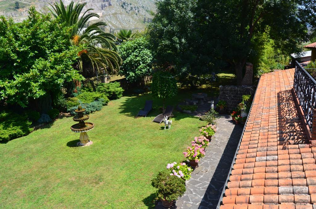 Posada Real La Montanesa Corrales De Buelna Exteriér fotografie